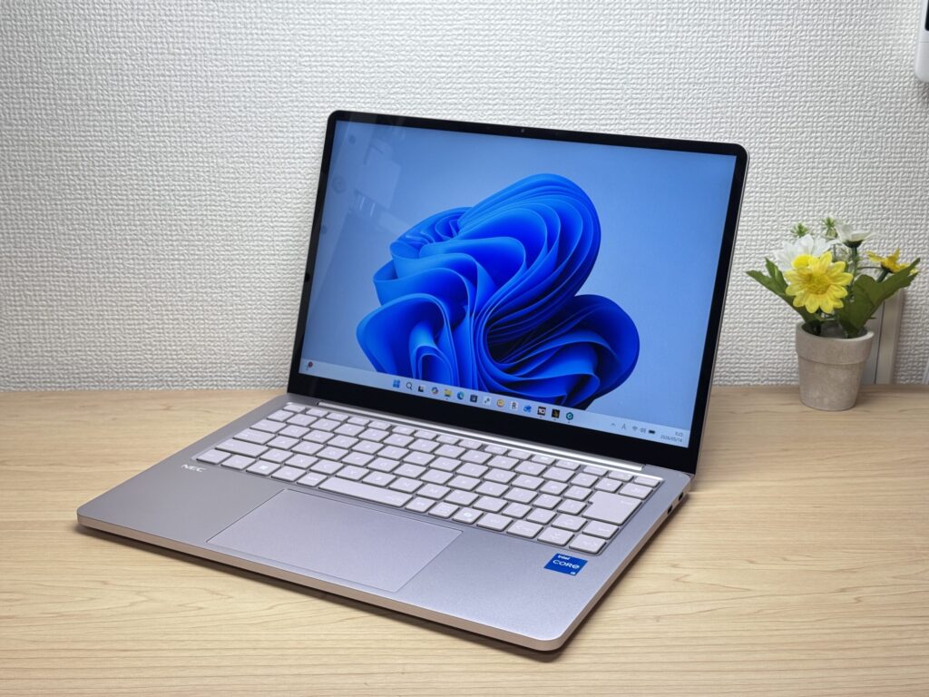 NEC LAVIE SOL 実機レビュー！タッチパネル対応簡単操作で特に大学生に