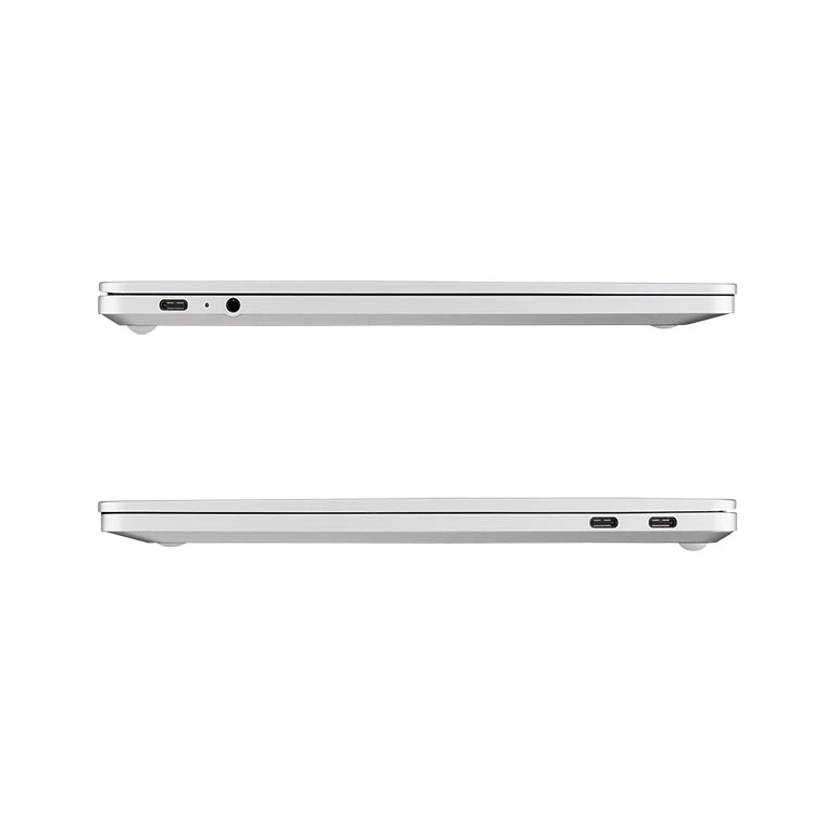 USB-C×3のみ、ハブがあると使い勝手がグッと広がる