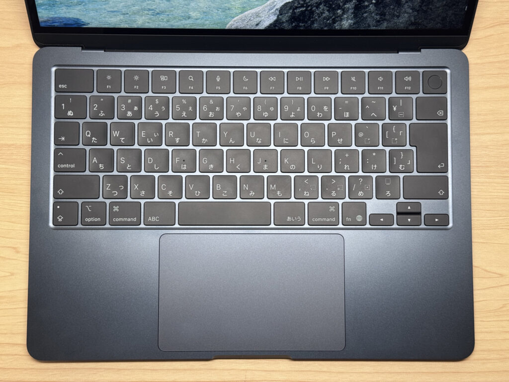 MacBook Air M4 keyboard layout