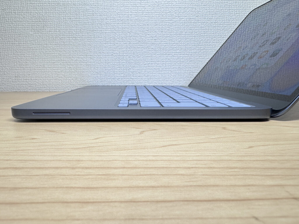 Nothing on the right side — minimal by design