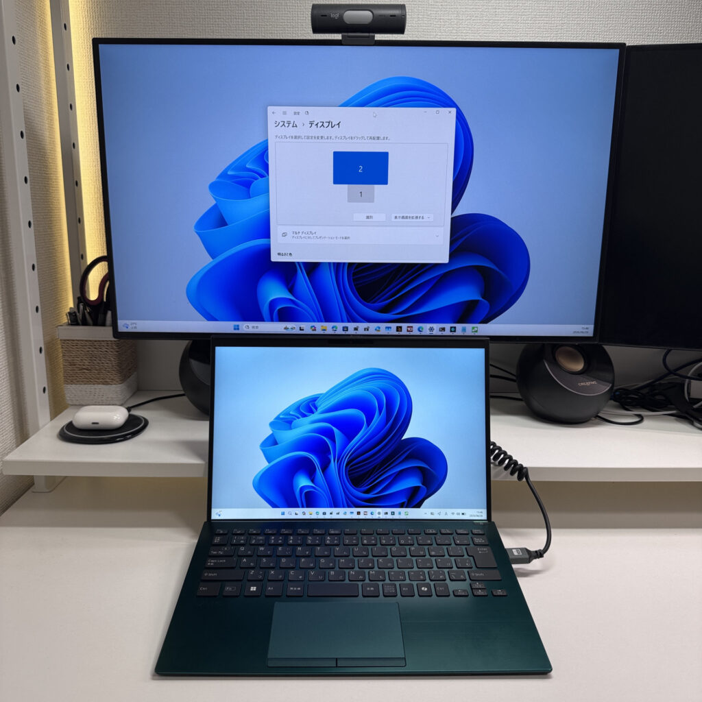 HDMIで外部モニターもすぐ表示