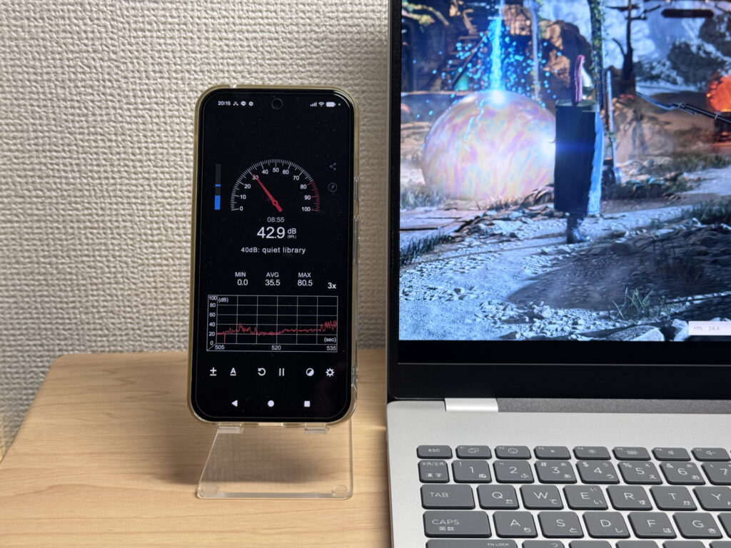 高負荷時の騒音を計測している様子