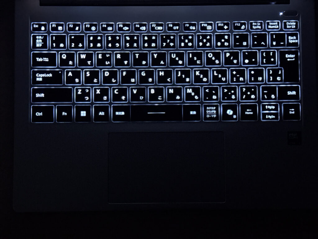 バックライト点灯時のキーボード