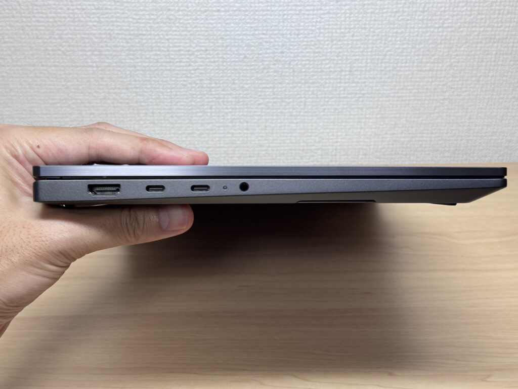 Thickness of the laptop